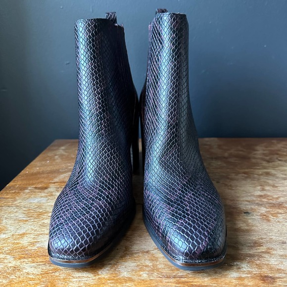 Marc Fisher Taline Leather Ankle Snakeskin Print Boots Size 8.5 - Picture 4 of 11